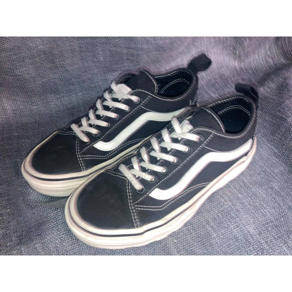 Men's 5.5 / Women's 7 Vans 721454 UltraCush Wafflecup Old Skool Black and White